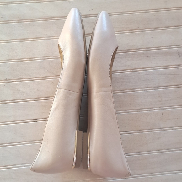 Nine West Corrine Smooth Soft Leather Gold Heel Edging Slip-in Chic Ballet Flats - Picture 7 of 9